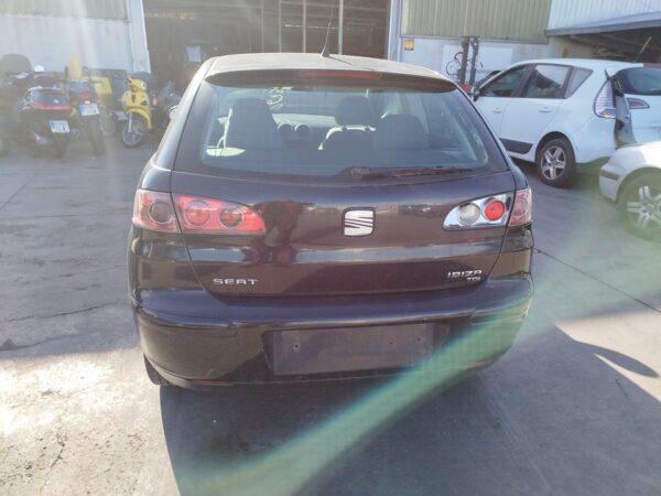 PILOTO TRASERO DERECHO SEAT IBIZA (6L1) - Imagen 4
