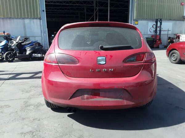 PARAGOLPES TRASERO SEAT LEON (1P1) - Imagen 4