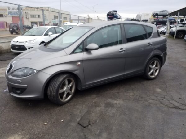 CAPO SEAT TOLEDO (5P2) - Imagen 2