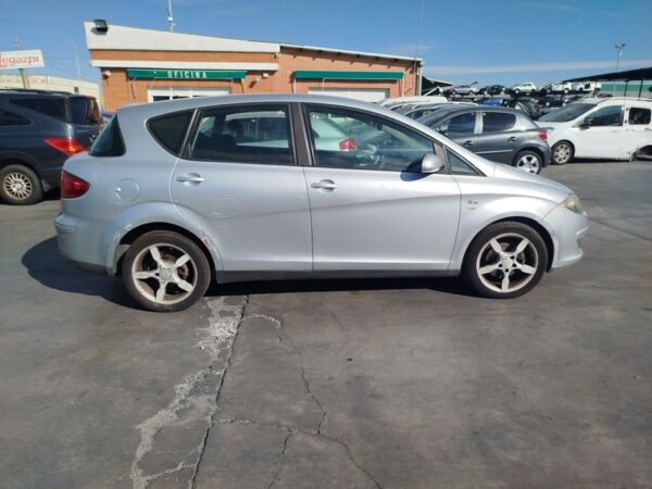 ALETA DELANTERA DERECHA SEAT TOLEDO (5P2) - Imagen 3