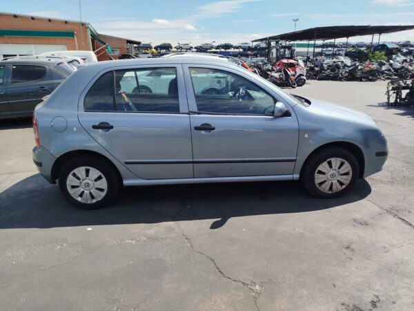 CAPO SKODA FABIA (6Y2/6Y3) - Imagen 3