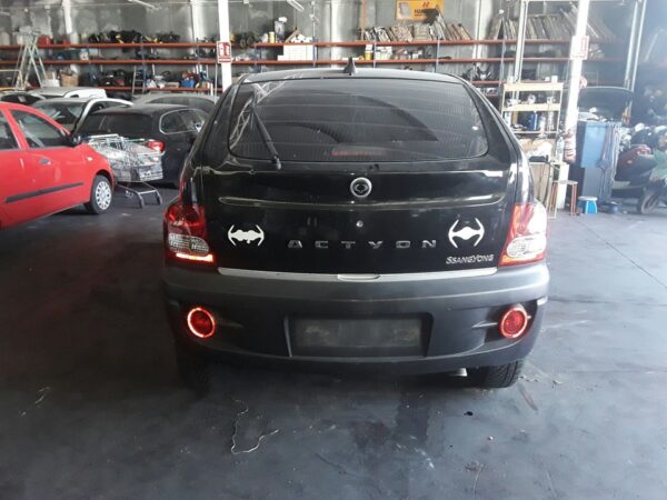 PORTON TRASERO SSANGYONG ACTYON - Imagen 3