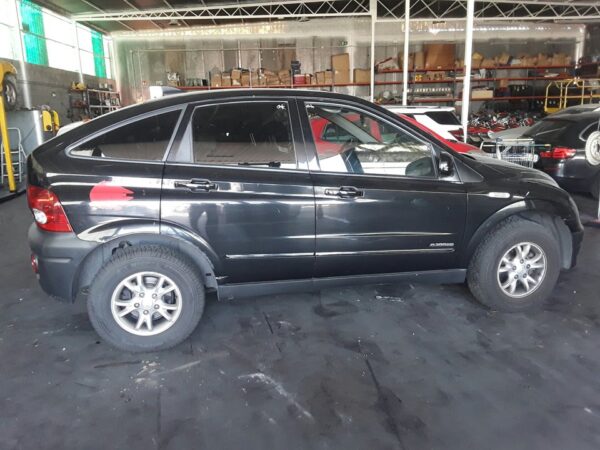 PORTON TRASERO SSANGYONG ACTYON - Imagen 5