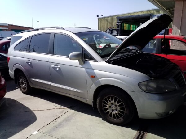 MOTOR ARRANQUE SSANGYONG RODIUS - Imagen 2
