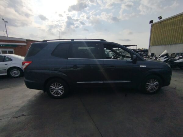 RADIADOR AGUA SSANGYONG RODIUS - Imagen 4