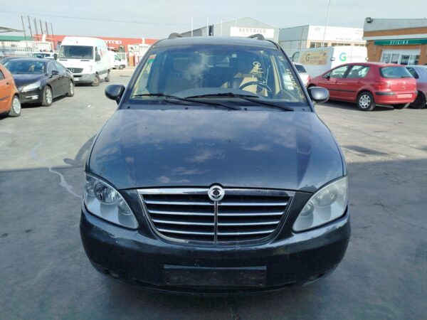 ALETA DELANTERA DERECHA SSANGYONG RODIUS - Imagen 2