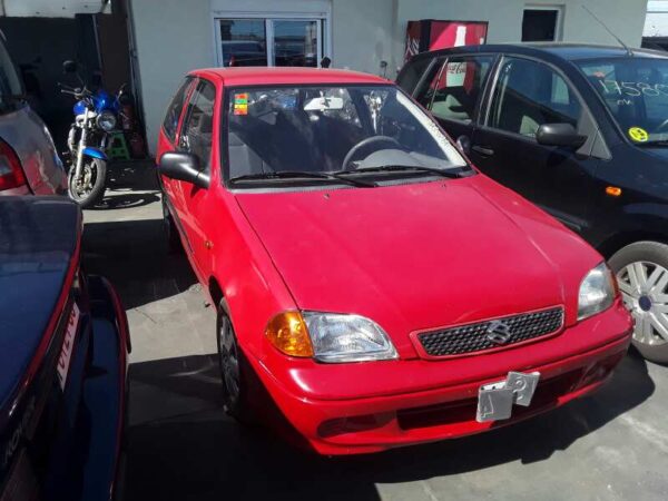 PILOTO TRASERO IZQUIERDO SUZUKI SWIFT BERLINA (SF/MA) - Imagen 2