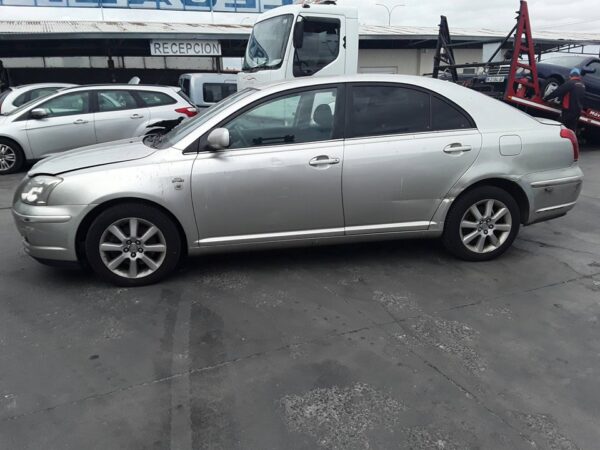RADIADOR AGUA TOYOTA AVENSIS BERLINA - Imagen 4