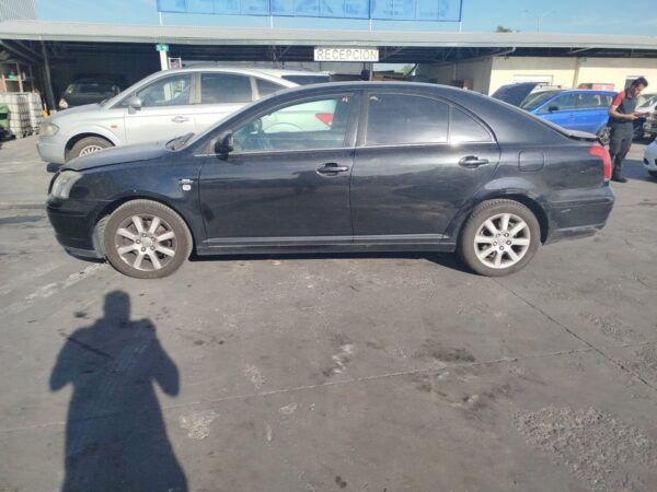 BOMBA DIRECCION TOYOTA AVENSIS BERLINA (T25) - Imagen 4