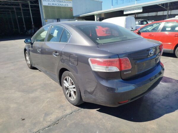 ALETA DELANTERA DERECHA TOYOTA AVENSIS (T27) - Imagen 3