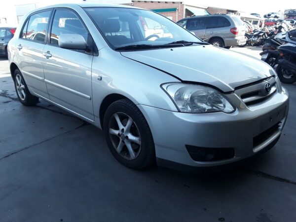 CONDENSADOR / RADIADOR  AIRE ACONDICIONADO TOYOTA COROLLA (E12) - Imagen 3