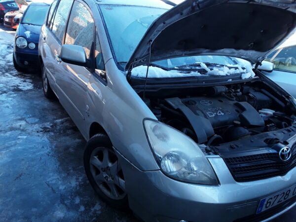 CAPO TOYOTA COROLLA VERSO (E12) - Imagen 2