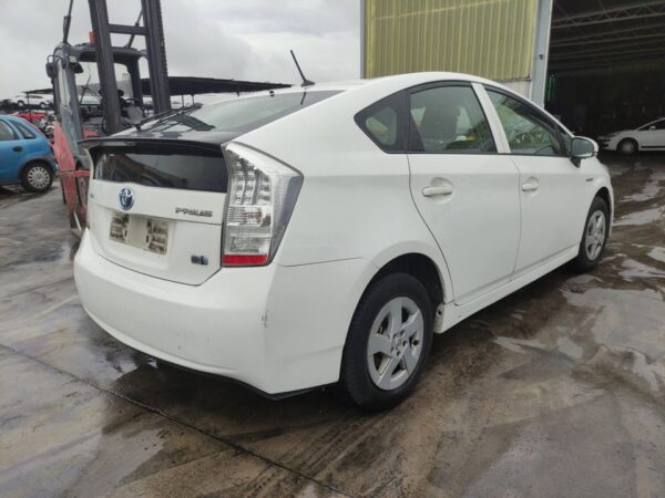 ALETA DELANTERA IZQUIERDA TOYOTA PRIUS - Imagen 4