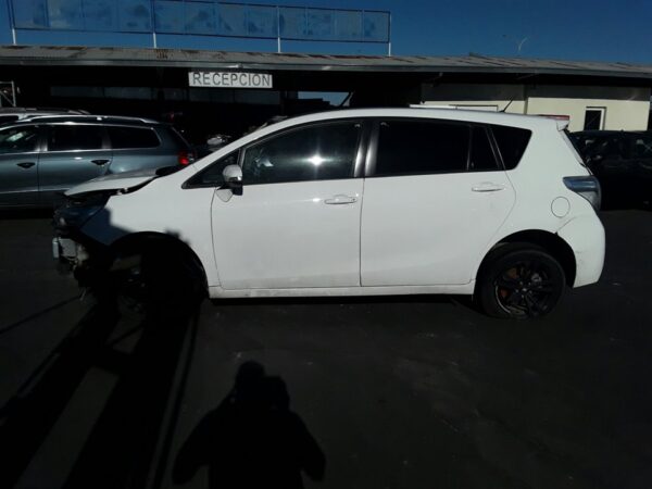 PUERTA DELANTERA IZQUIERDA TOYOTA VERSO (AUR2/ZGR2) - Imagen 2