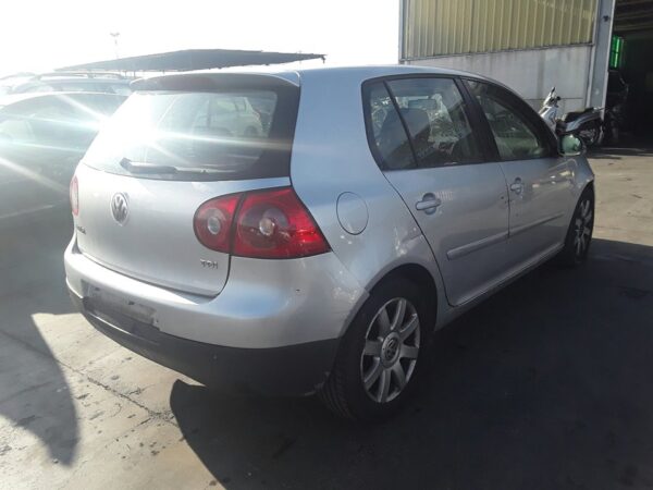 PARAGOLPES DELANTERO VOLKSWAGEN GOLF V BERLINA - Imagen 3
