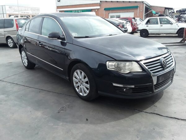 PARAGOLPES TRASERO VOLKSWAGEN PASSAT BERLINA (3C2) - Imagen 4