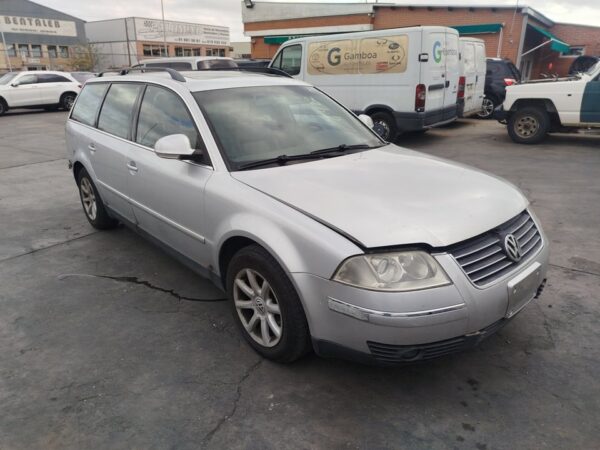 PARAGOLPES TRASERO VOLKSWAGEN PASSAT VARIANT (3B6) - Imagen 2