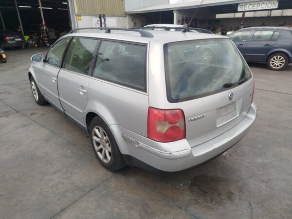 PARAGOLPES TRASERO VOLKSWAGEN PASSAT VARIANT (3B6) - Imagen 3