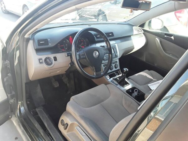 PILOTO TRASERO IZQUIERDO INTERIOR VOLKSWAGEN PASSAT VARIANT - Imagen 5