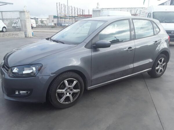 CERRADURA PUERTA TRASERA IZQUIERDA  VOLKSWAGEN POLO - Imagen 2