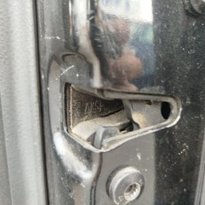 CERRADURA PUERTA DELANTERA DERECHA VOLKSWAGEN POLO IV (9N1)