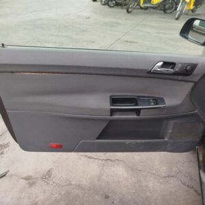 ELEVALUNAS DELANTERO IZQUIERDO VOLKSWAGEN POLO IV (9N1)