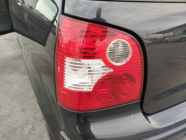 PILOTO TRASERO IZQUIERDO VOLKSWAGEN POLO IV (9N1)