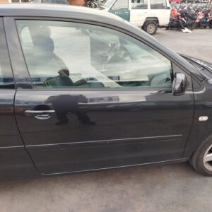 PUERTA DELANTERA DERECHA VOLKSWAGEN POLO IV (9N1)