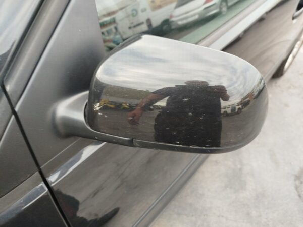 RETROVISOR IZQUIERDO VOLKSWAGEN POLO IV (9N1)