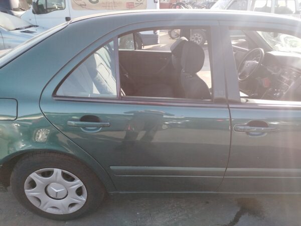 PUERTA TRASERA DERECHA MERCEDES-BENZ CLASE E (BM 210) BERLINA