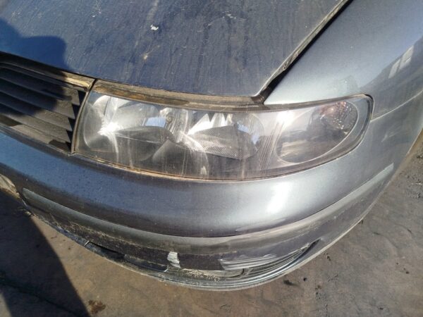 FARO IZQUIERDO SEAT LEON (1M1)