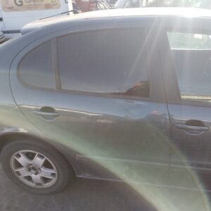 PUERTA TRASERA DERECHA SEAT LEON (1M1)