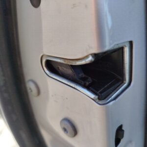 CERRADURA PUERTA TRASERA IZQUIERDA BMW SERIE 3 BERLINA (E46)