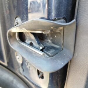 CERRADURA PUERTA TRASERA IZQUIERDA AUDI A8 (D2)