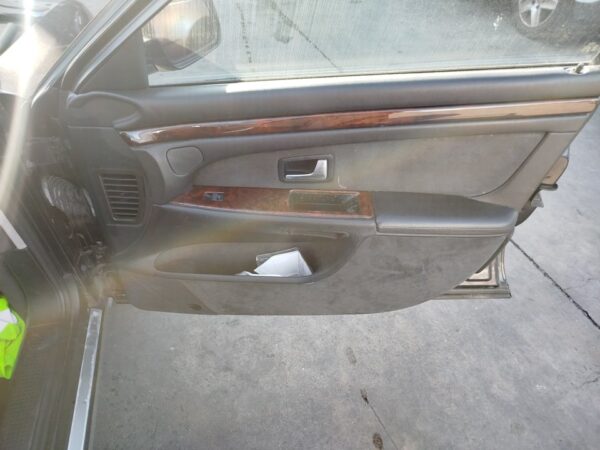 ELEVALUNAS DELANTERO DERECHO AUDI A8 (D2)