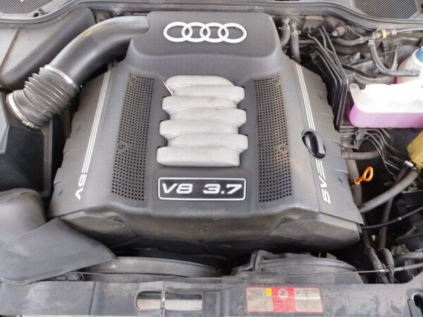 TRANSMISION TRASERA DERECHA AUDI A8 (D2)