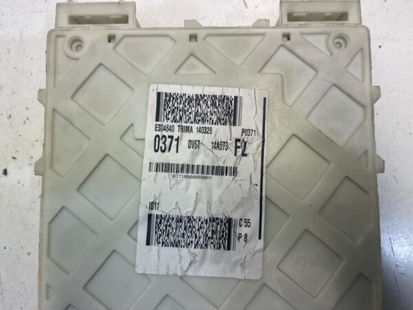 CAJA RELES / FUSIBLES FORD KUGA (CBS)