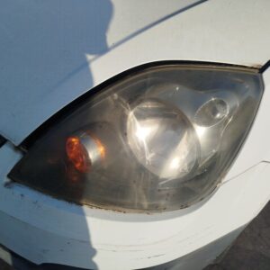 FARO IZQUIERDO FORD FIESTA (CBK)