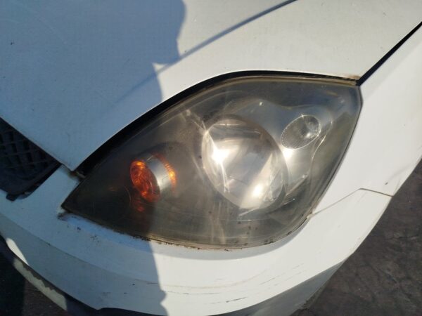 FARO IZQUIERDO FORD FIESTA (CBK)