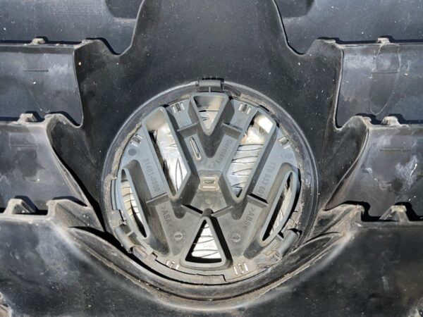 REJILLA PARAGOLPES DELANTERO VOLKSWAGEN TOURAN (1T1)