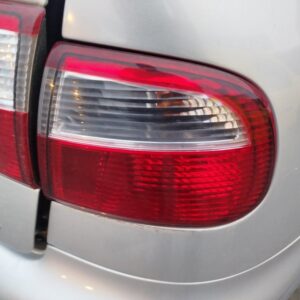 PILOTO TRASERO DERECHO SEAT TOLEDO (1M2)
