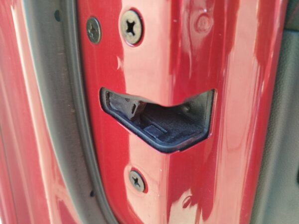 CERRADURA PUERTA DELANTERA IZQUIERDA MAZDA 3 BERLINA (BK)