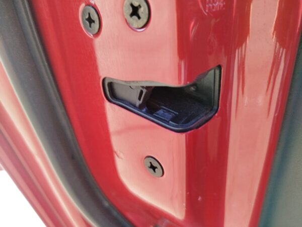 CERRADURA PUERTA TRASERA IZQUIERDA MAZDA 3 BERLINA (BK)