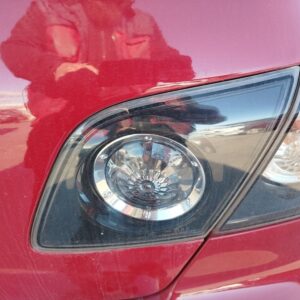 PILOTO TRASERO DERECHO INTERIOR MAZDA 3 BERLINA (BK)