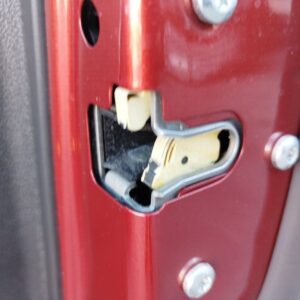 CERRADURA PUERTA DELANTERA DERECHA OPEL MERIVA B