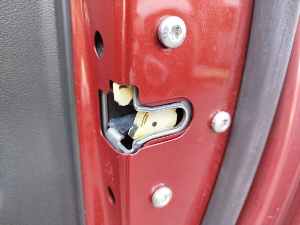 CERRADURA PUERTA TRASERA IZQUIERDA OPEL MERIVA B
