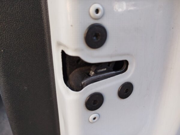 CERRADURA PUERTA DELANTERA DERECHA RENAULT CLIO III