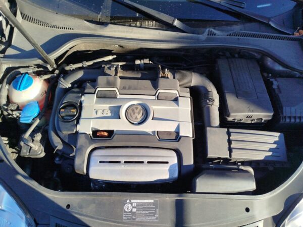 COMPRESOR AIRE ACONDICIONADO VOLKSWAGEN JETTA V (1K2)