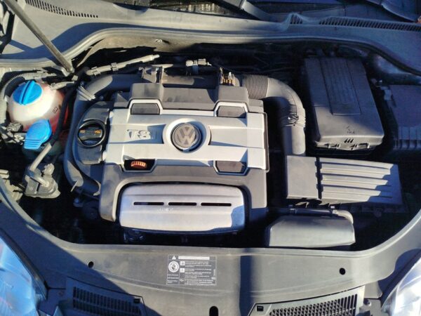 CONDENSADOR / RADIADOR  AIRE ACONDICIONADO VOLKSWAGEN JETTA V (1K2)