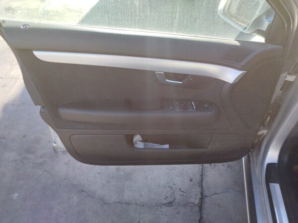 ELEVALUNAS DELANTERO IZQUIERDO AUDI A4 AVANT (8E)